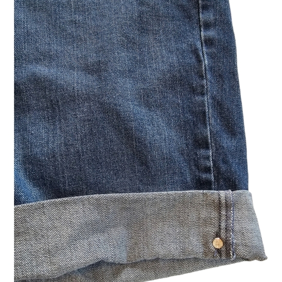 Levi's 515 Mid Rise Blue Denim Cuffed Jean Shorts 16 - Picture 5 of 9